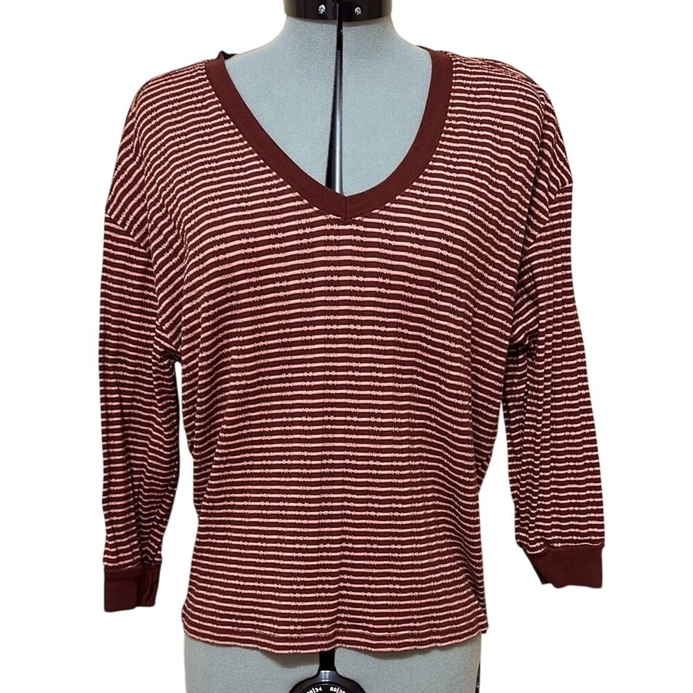 Anthropologie Relaxed‎ Red and White 3/4 Sleeve Blouse